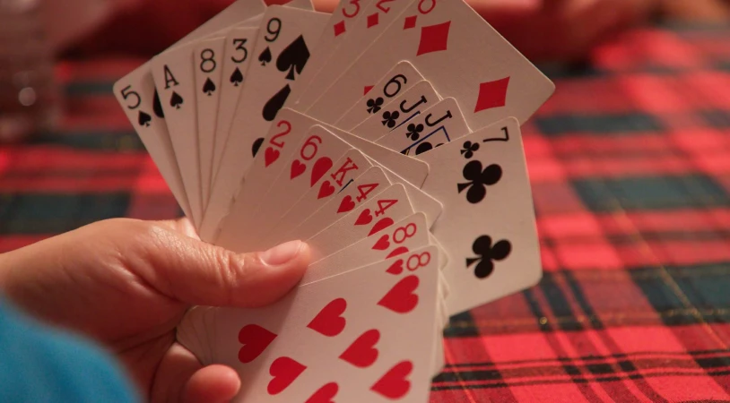 FLLTECH-card games
